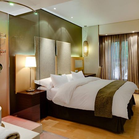 Protea Hotel By Marriott Bloemfontein Willow Lake Экстерьер фото